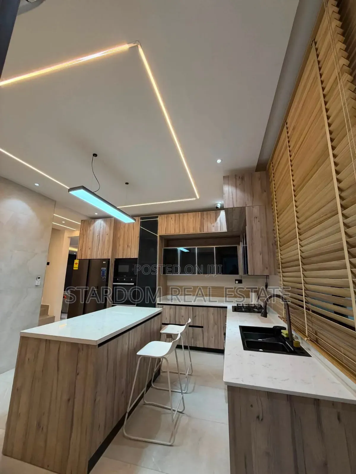 4bdrm Duplex in East Legon, Ability for sale