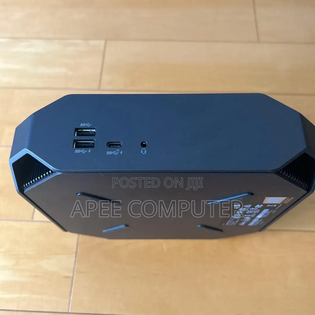 Desktop Computer HP Z2 8GB Intel Xeon HDD+SSD 750GB