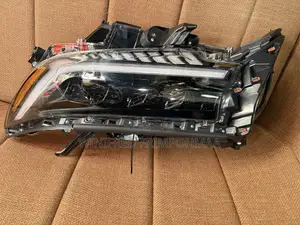 Land Cruiser Prado 2018,2019,2020, Spec Headlight