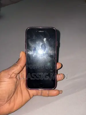 Apple iPhone 7 32 GB Black