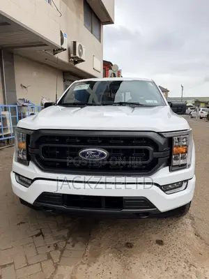 Ford F-150 XLT 2022 White