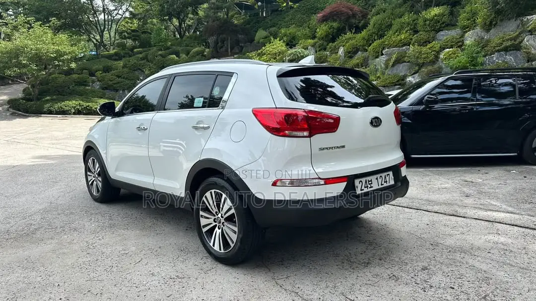 Kia Sportage SX 4dr SUV AWD (2.0L 4cyl Turbo 6A) 2015 White