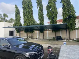 Car Park for 4 Cars Available