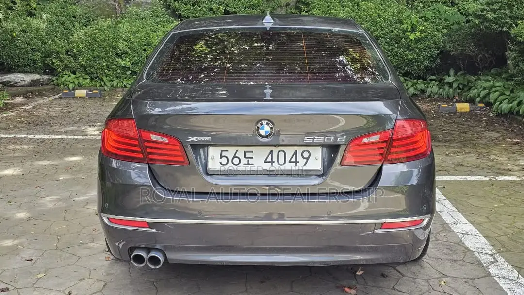 BMW 528i 2014 Black