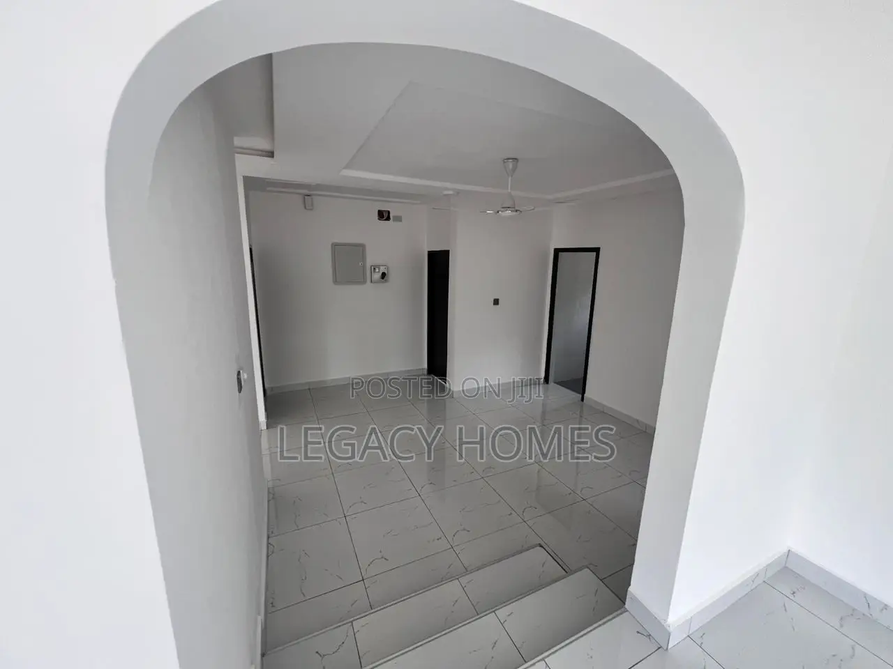 3bdrm House in Adenta, Barrier for sale