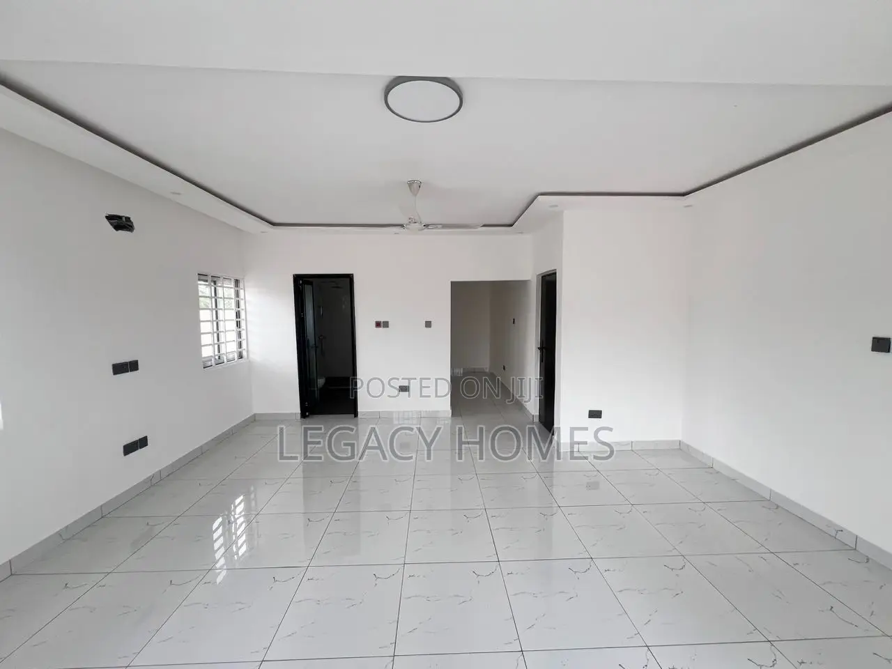 3bdrm House in Adenta, Barrier for sale