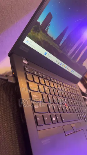 Laptop Lenovo ThinkPad X13 Gen 2 8GB AMD Ryzen 5 SSD 256GB