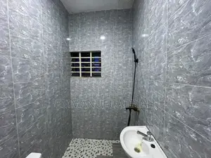 1bdrm Room & Parlour in Darkuma Fadama, Darkuman for rent