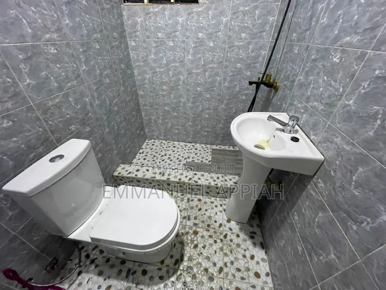 1bdrm Room & Parlour in Darkuma Fadama, Darkuman for rent