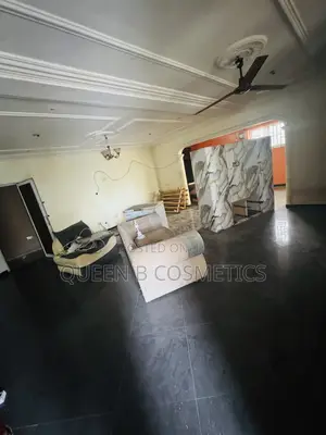 4bdrm Apartment in Adoagyiri, Ga East Municipal for rent