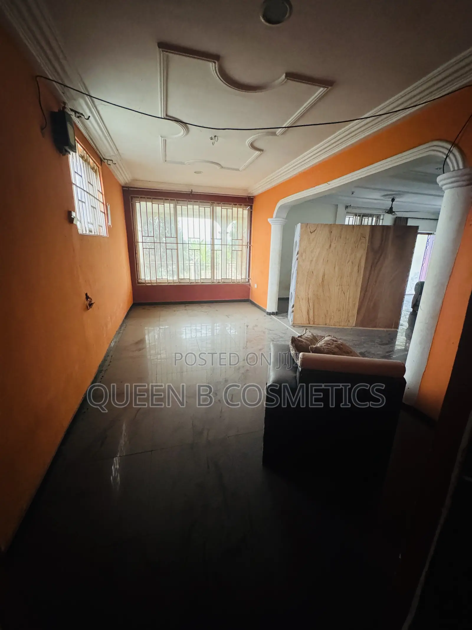 4bdrm Apartment in Adoagyiri, Ga East Municipal for rent