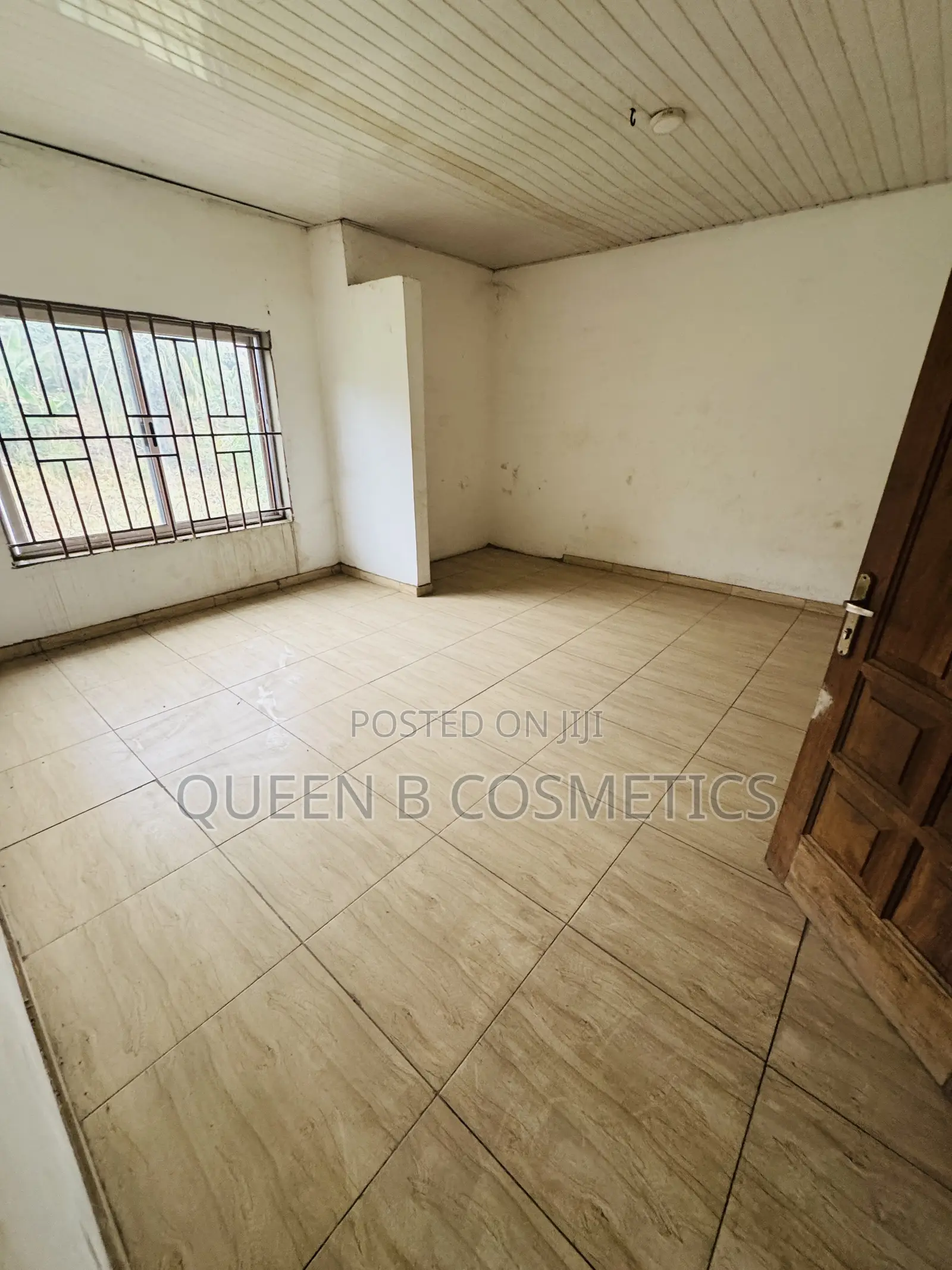 4bdrm Apartment in Adoagyiri, Ga East Municipal for rent