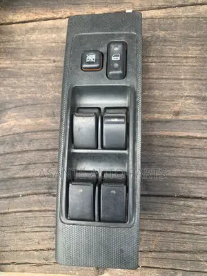 Toyota Avensis Door Switch