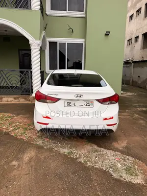 Hyundai Elantra 2016 White