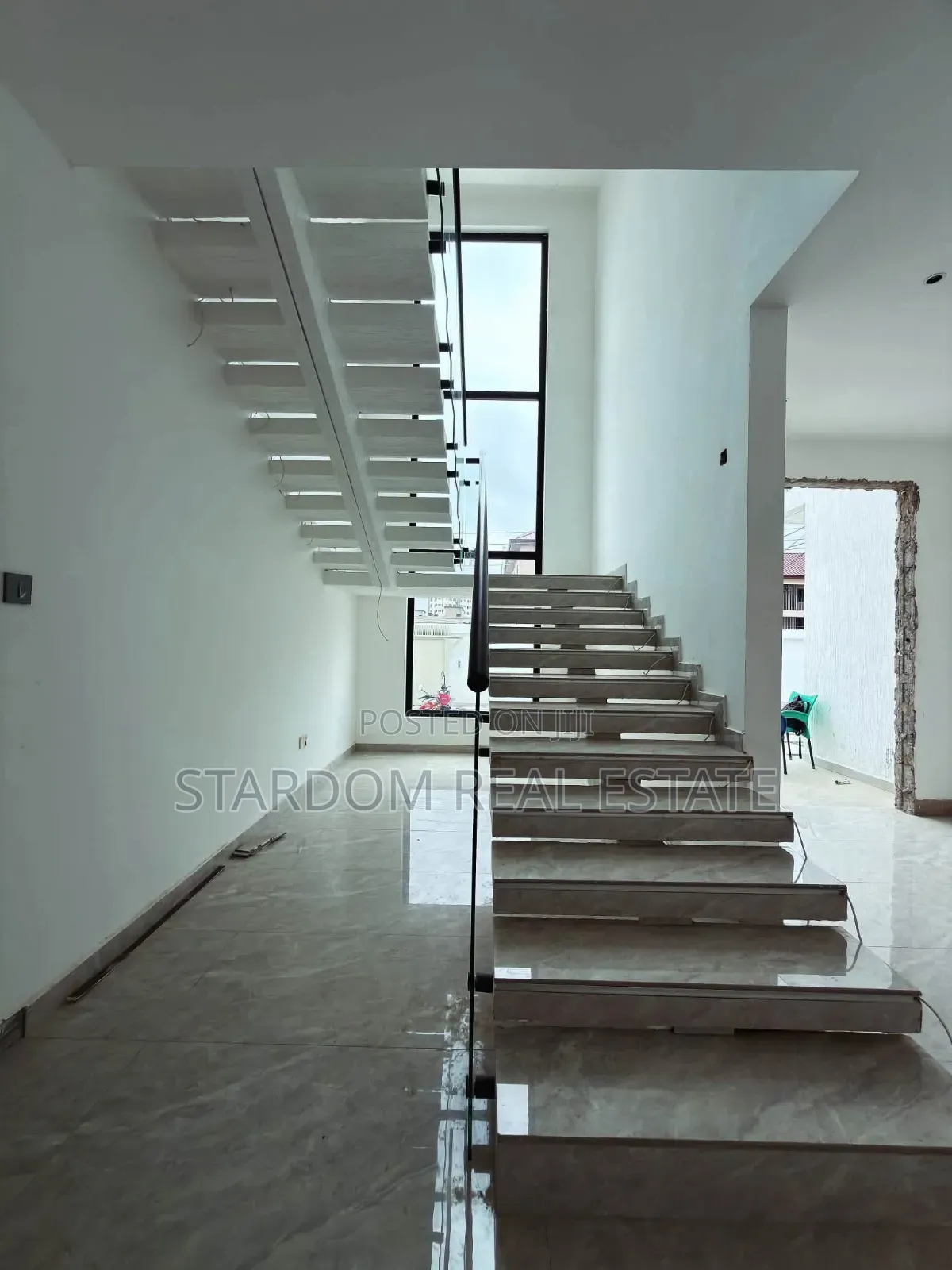 4bdrm Duplex in East Legon, Ability for sale