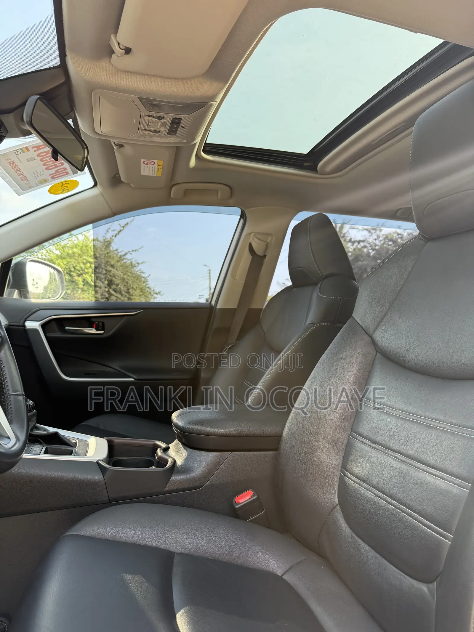 Toyota RAV4 2021 White