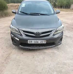 Toyota Corolla 2013 Gray