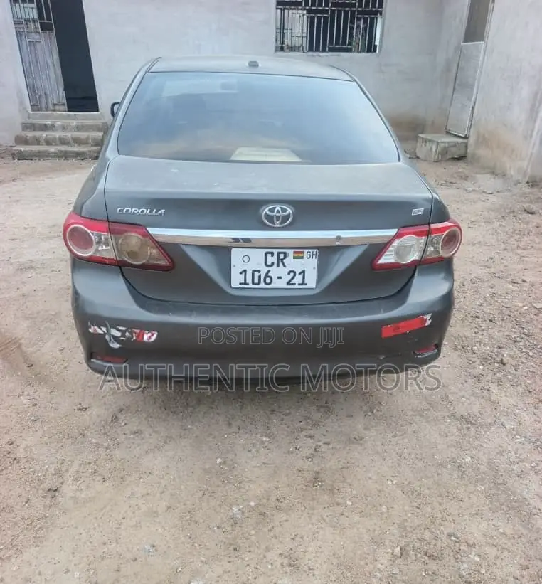 Toyota Corolla 2013 Gray