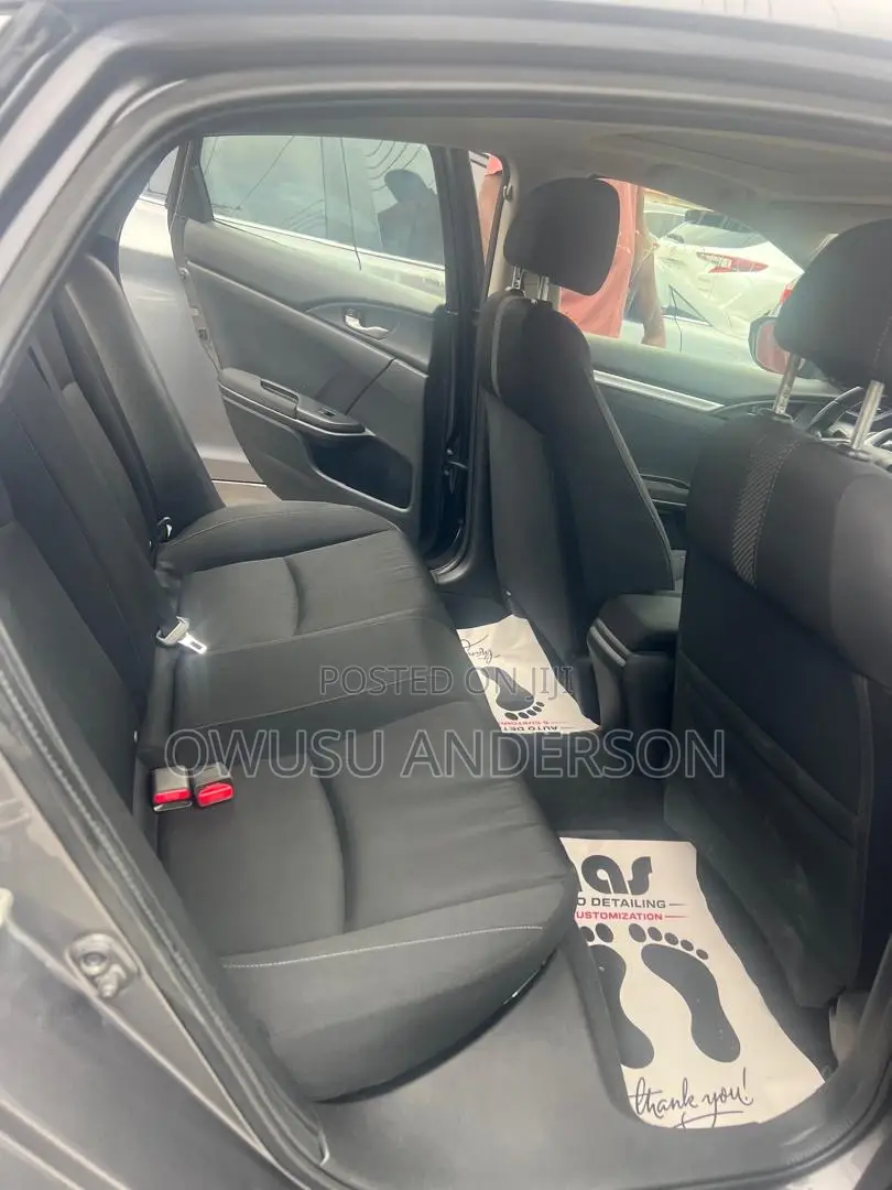 Honda Civic 2018 Gray