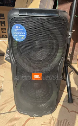 JBL Rechargeable Speaker With Two Microphones and Very Loud Sound