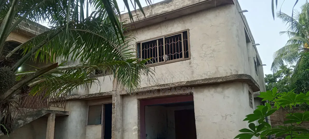 5bdrm House in Ofankor for sale