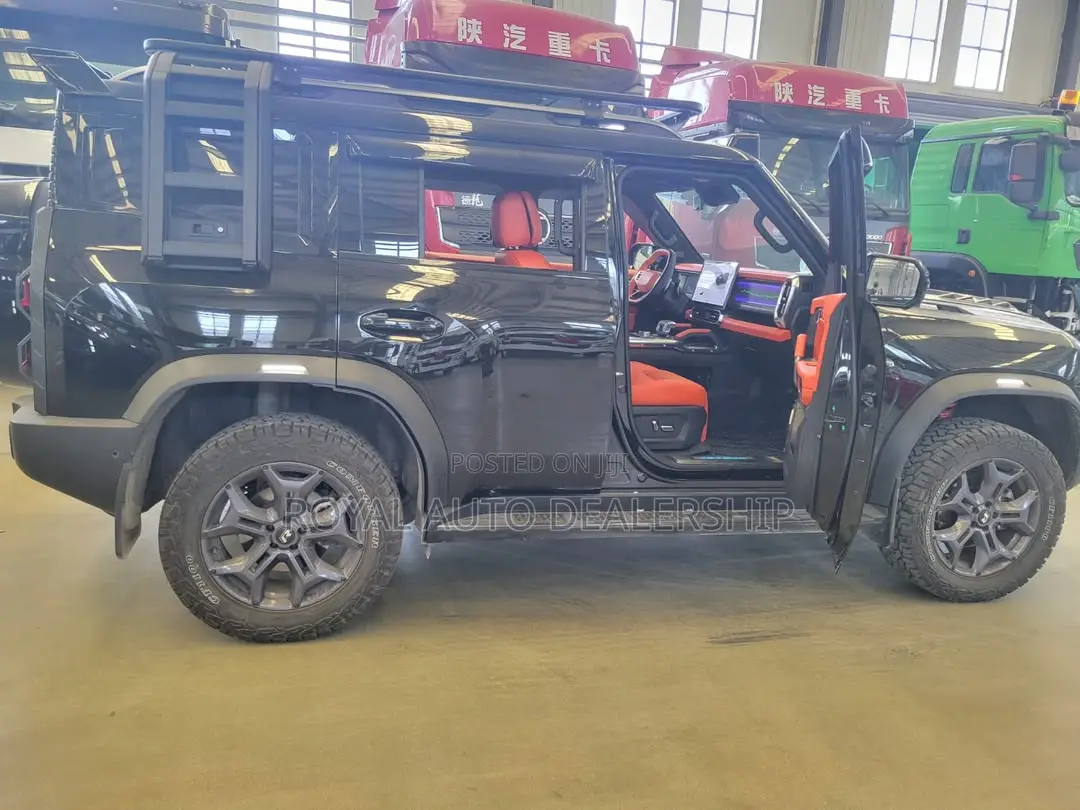 Jetour T2 2.0 Petrol AWD 2023 Black