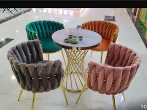 Modern Dining Table With 4 Seater