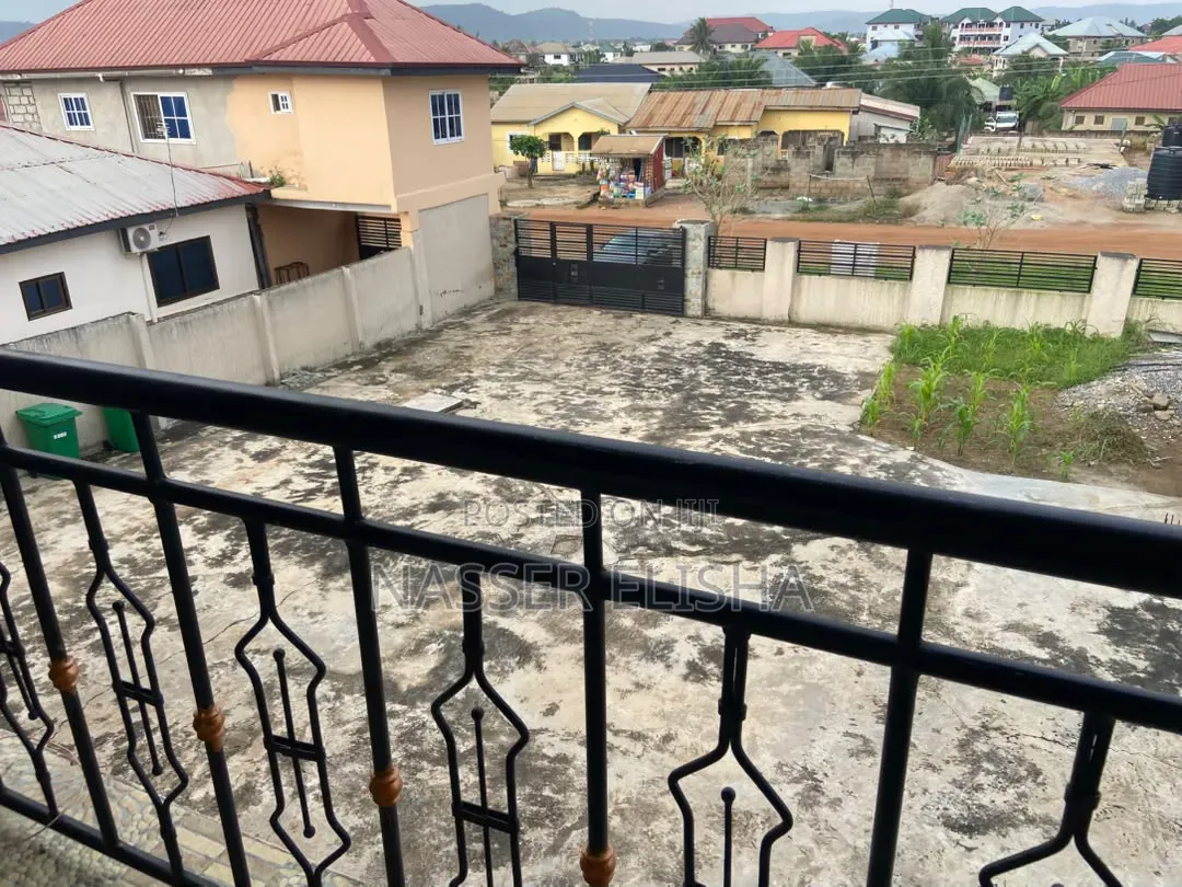 2bdrm Apartment in Sarpeiman, Amasaman for rent
