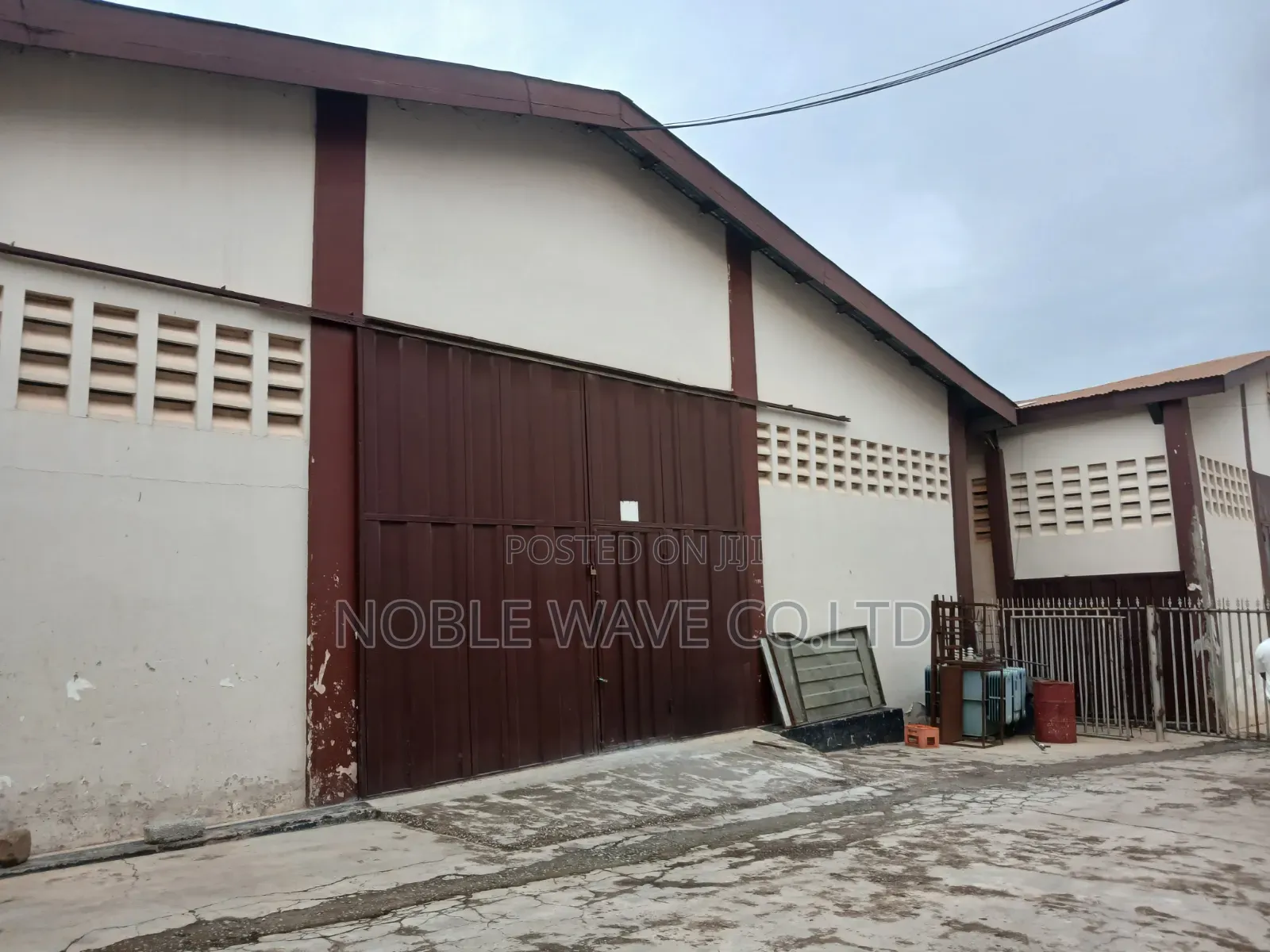 540 SQM Warehouse for Rent at Atonsu Sewua Junction