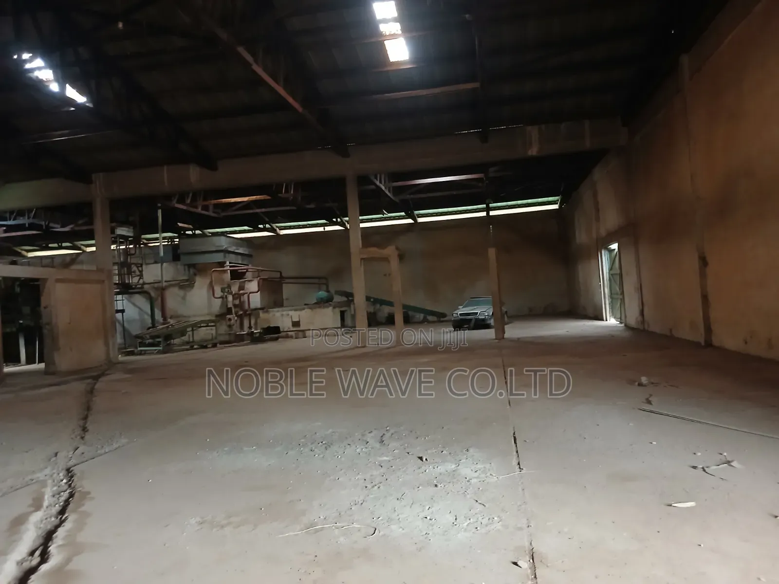 2000sqms Warehouse for Rent at Atonsu
