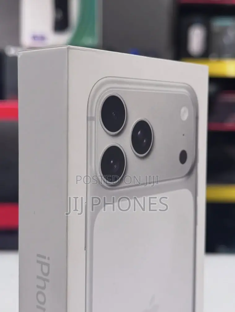 New Apple iPhone 17 Pro Max 256 GB Silver