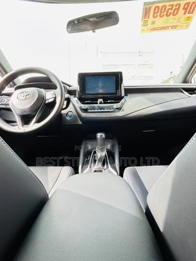 Toyota Corolla 2021 Red