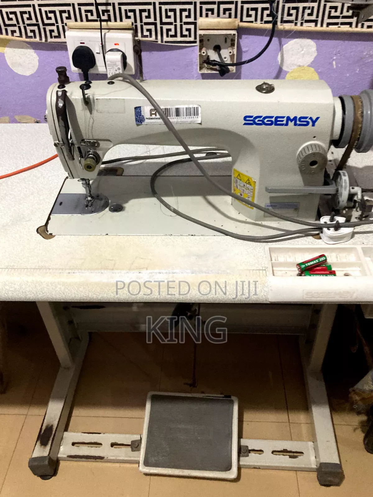 Industrial Sewing Machine