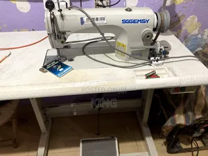 Industrial Sewing Machine