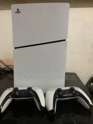 PLAYSTATION 5 Slim Disc Edition