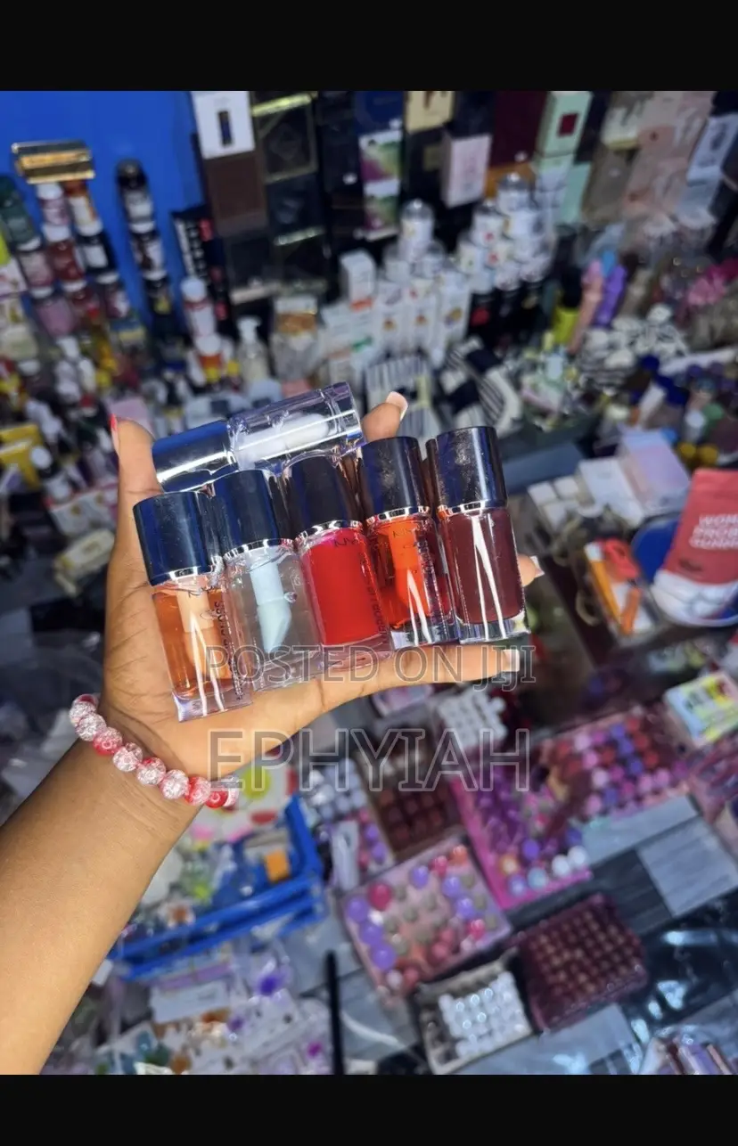 Lip Gloss and Lip Oil