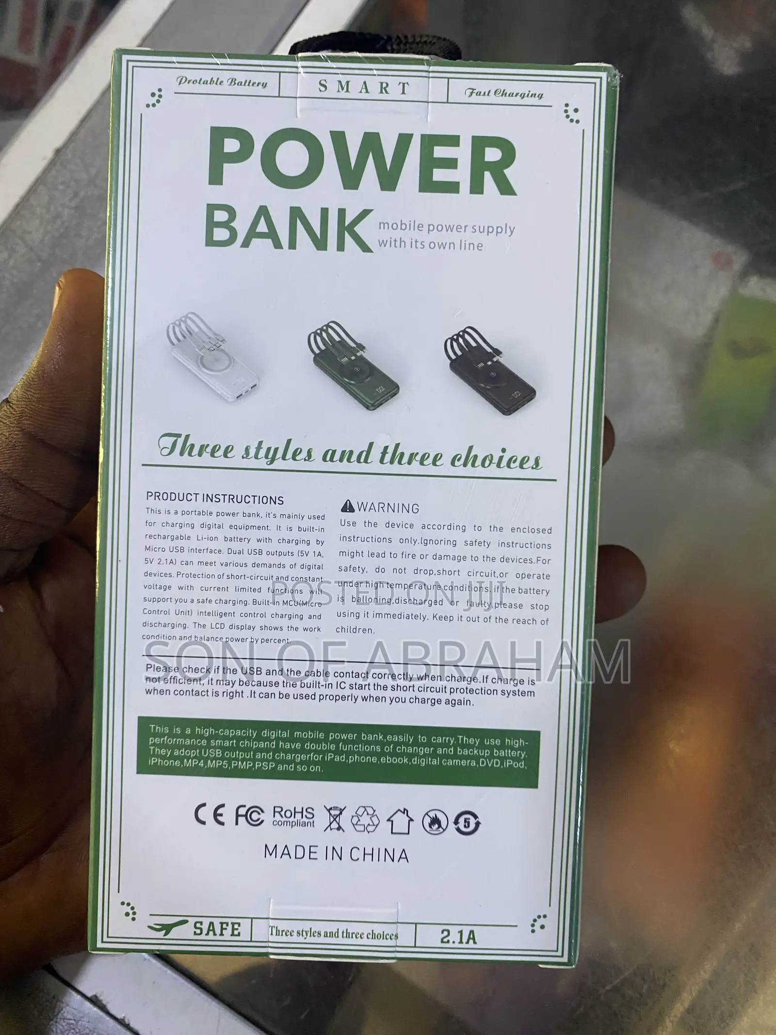 Quality Power Bank With Magnetic Charging System