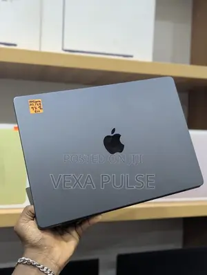Laptop Apple MacBook Pro 2024 M4 Pro 24GB Apple M4 Pro SSD 512GB