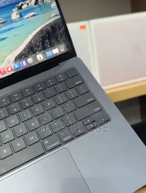 Laptop Apple MacBook Pro 2024 M4 Pro 24GB Apple M4 Pro SSD 512GB