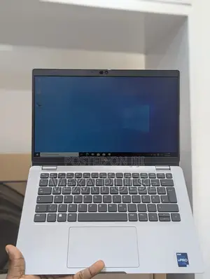 Laptop Dell Latitude 5530 16GB Intel Core i5 SSD 256GB