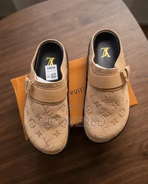 Louis Vuitton LV to-Go Flat Comfort Mules