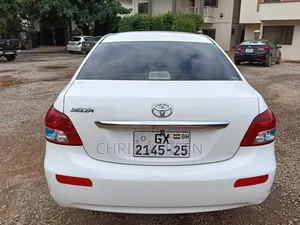 Toyota Belta 2011 White