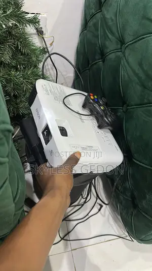 EPSON Projector Available as Seen