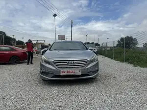 Hyundai Sonata Base Sedan FWD (2.4L 4cyl 6A) 2016 Silver