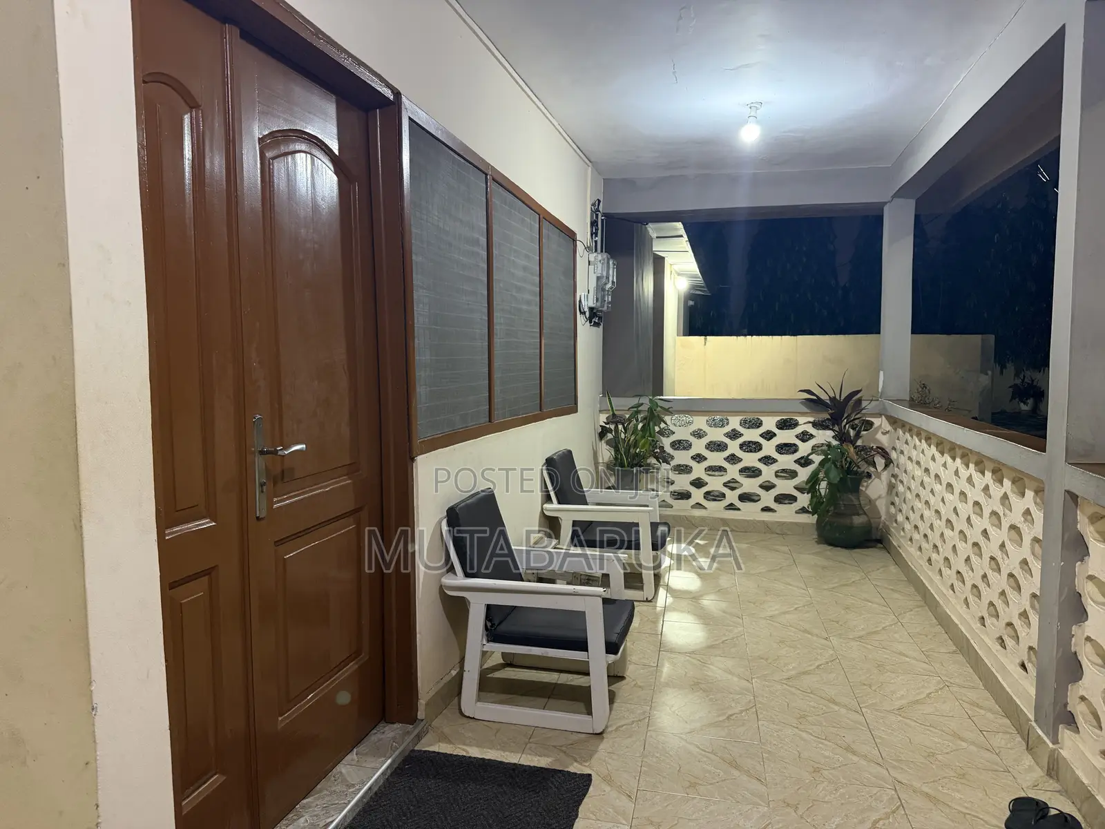 4bdrm Block of Flats in Muta, New Mamprobi for sale