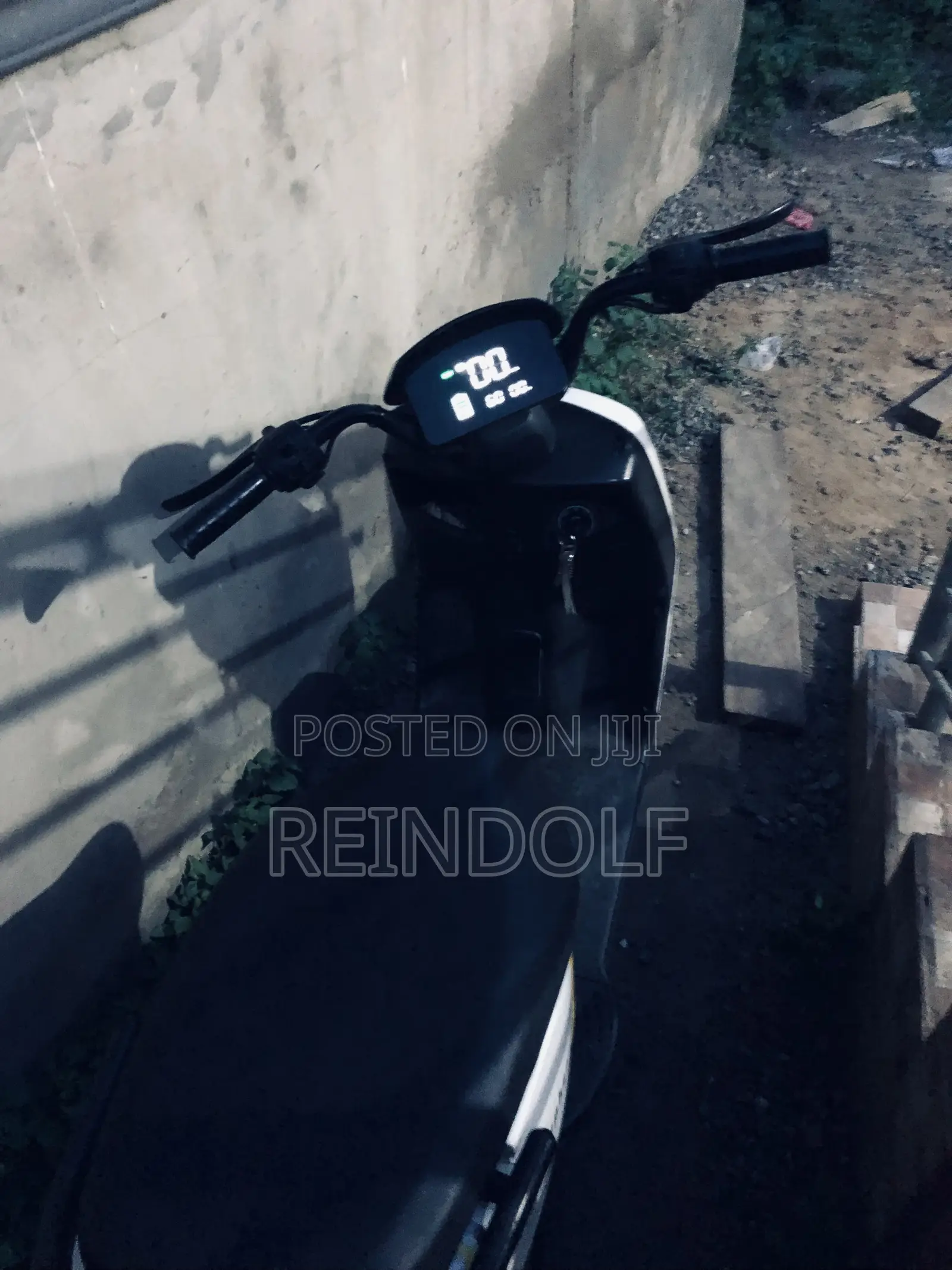 Motorcycle 2025 White