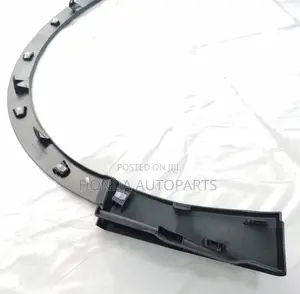 Honda CRV 2017,2018,2019 Fender Molding