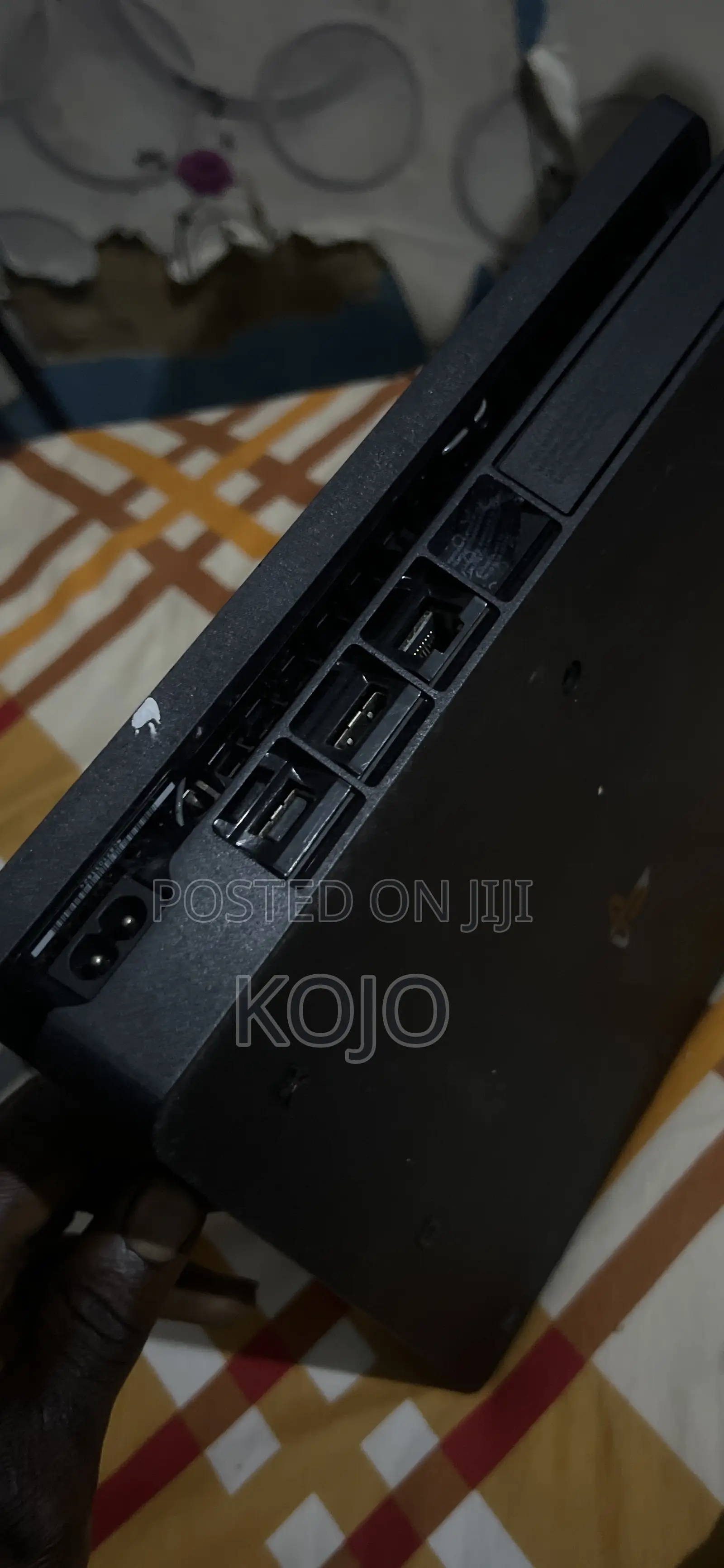 Play Station 4 Slim