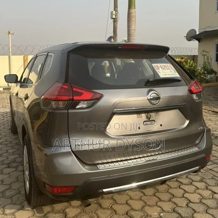 Nissan Rogue S AWD 2017 Gray