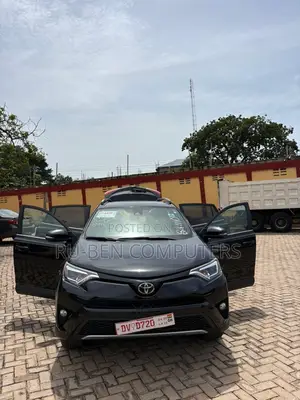 Toyota RAV4 SE 4dr SUV AWD (2.5L 4cyl 6A) 2018 Black